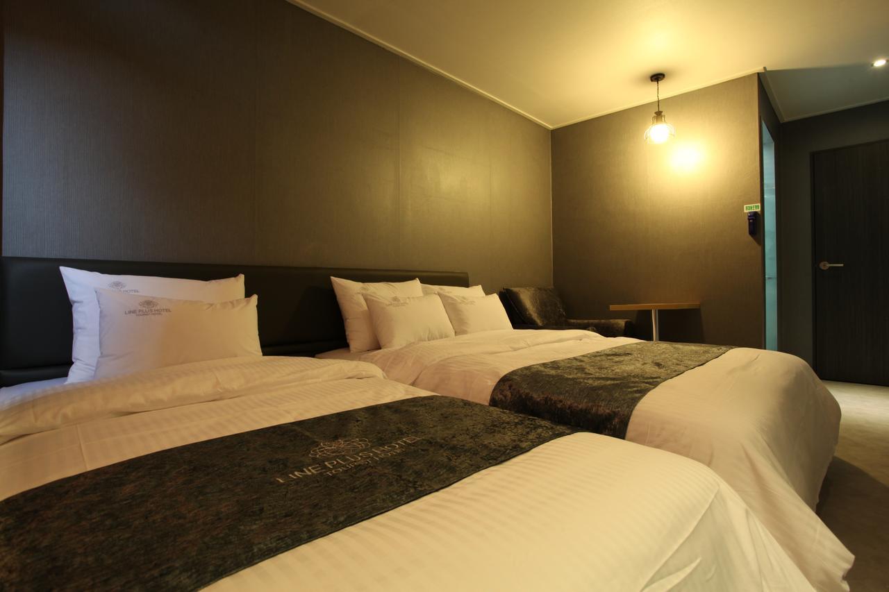 Lineplus Hotel Gimpo Екстер'єр фото