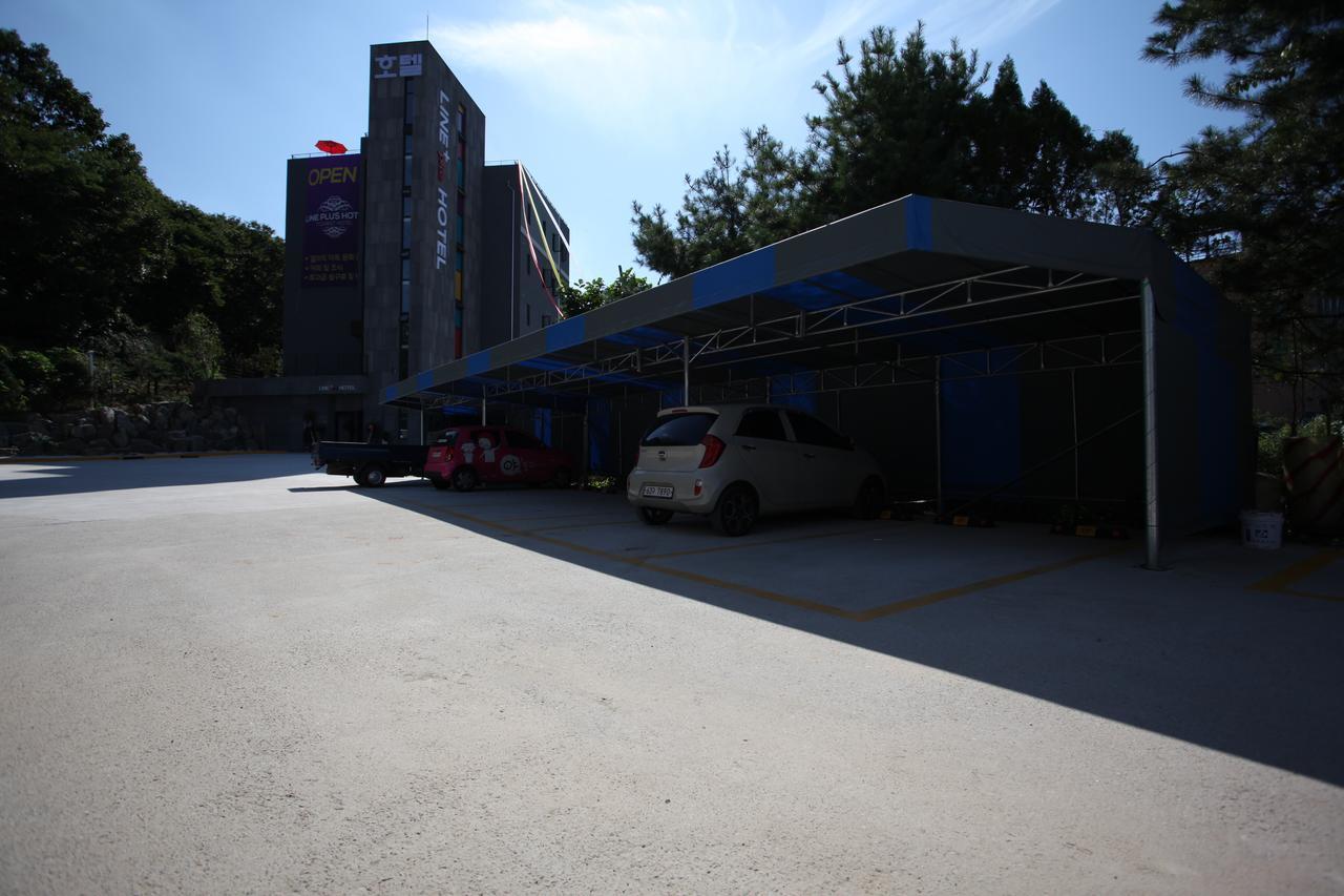 Lineplus Hotel Gimpo Екстер'єр фото