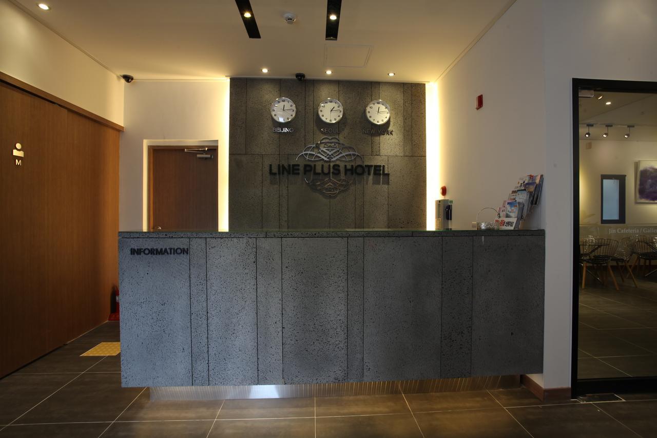 Lineplus Hotel Gimpo Екстер'єр фото